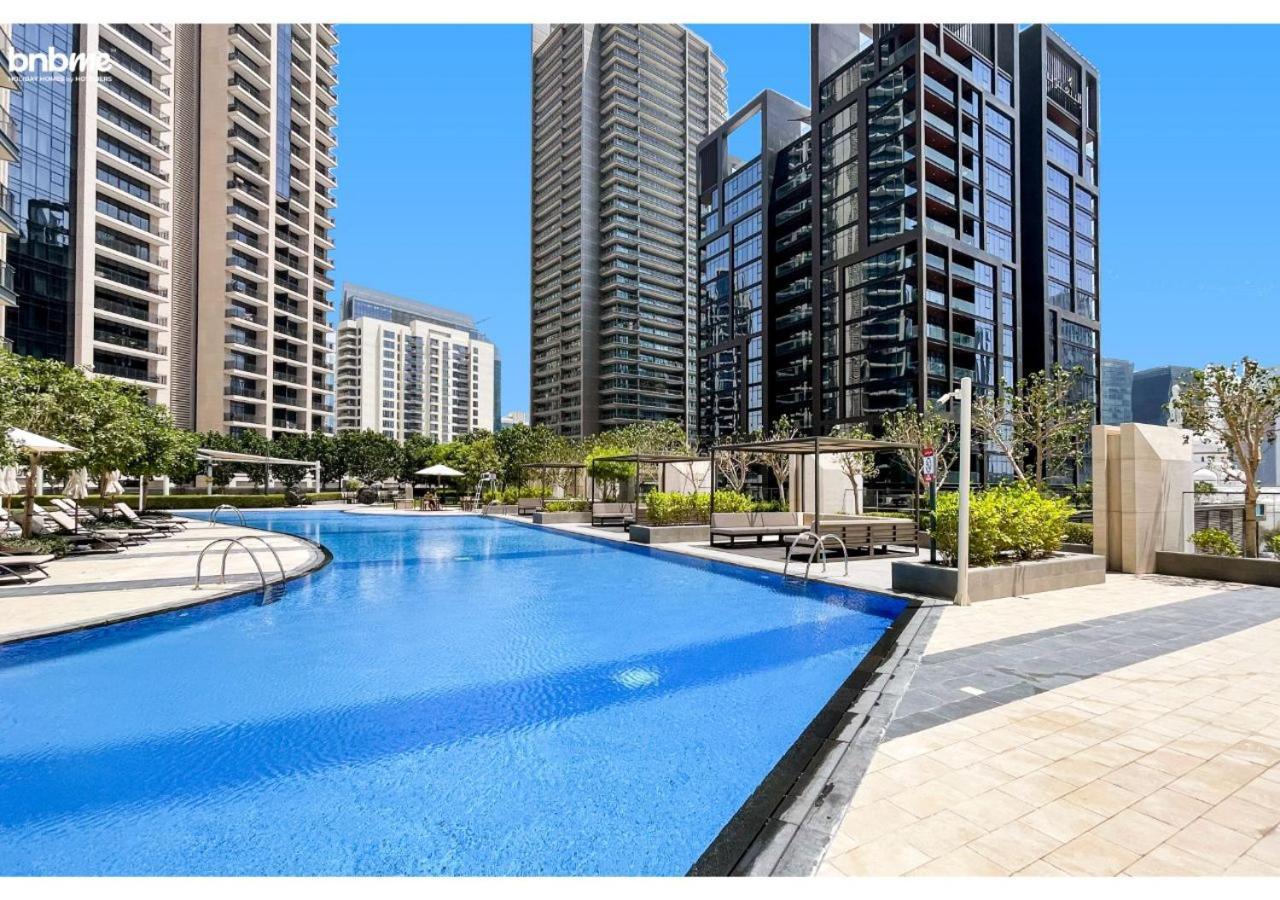 Bnbme - Boulevard Heights Apartment ดูไบ ภายนอก รูปภาพ